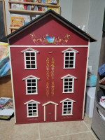 Wood dollhouse vintage 35in