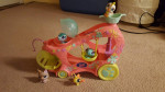Littlest Pet Shop Cruiser Vehicle & 5 pets