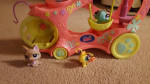 Littlest Pet Shop Cruiser Vehicle & 5 pets