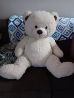 LARGE TEDDY BEAR