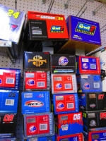 Huge lot of 83 New Nascar 1:24 Diecast Cars (90% are Jeff Gordon)