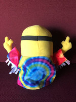 Minions Stuart tie-dye outfit