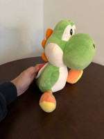 Super Mario Brothers Green Yoshi Plush Stuffed Animal 10” Toy Nintendo