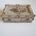 BEAUTIFUL JEWLERY BOX with MIRROR and TRAY...