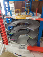 Hot Wheels Super Ultimate Garage