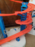 Hot Wheels Super Ultimate Garage