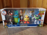 Toy Story 4 action figure gift set new
