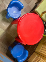Little Tikes: Toy Chest and Table Chair Set