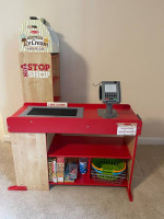 Melissa &Doug 1 Stop Shop and Ice Cream Counter