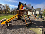 Rainbow swing set
