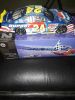 JEFF GORDON 1/24TH ACTION CAR 1 OF 2,172