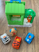 Fisher-Price Smart Stages Activity Zoo with a Bear and Three cars