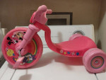 Honks + Other Sounds Minnie Mouse Fly Wheels Ride On For 2-3