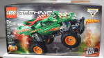 TOYS & Collectibles (read description)