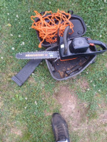 16 Remington Electric Chainsaw