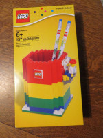 0Lego Pencil Holder kit, item #850426. New in box