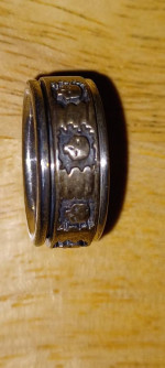 silver skull spin ring