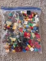 50 Lego Minifigures