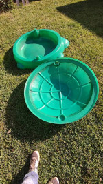 Turtle sandbox with lid