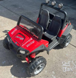 Peg Perego Polaris RZR 900 Ride On, 12V - Red
