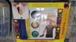 Juggling kit and booklet complete