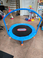Little Tikes Easy Store 3-Foot Trampoline, with Hand Rail, Blue