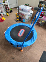 Little Tikes Easy Store 3-Foot Trampoline, with Hand Rail, Blue
