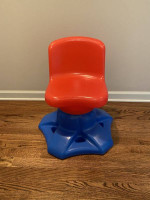 ♥ ♥ ♥ VINTAGE LITTLE TIKES  SWIVEL CHAIR - CHILD SIZE RED & BLUE CHAIR