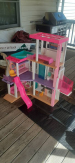 Barbie Dreamhouse