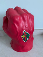 MN Wild Foam beverage holder