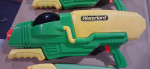 4 large squirt guns and wiffle ball set