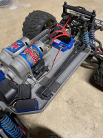 Traxxas E-MAXX 16.8v Radio Control Truck