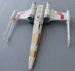 Hasbro Star Wars Giant X-Wing Fighter Ship w R2D2 Toy C-2604A   XL 29"