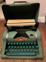 TOM THUMB TYPE WRITER