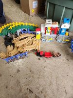 Fisher Price GeoTrax Grand Central Station Playset