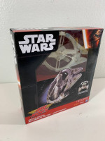 Star Wars Air Hogs Millennium Falcon