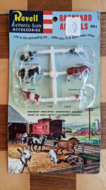 UNOPENED Revell Figure Set and Barnyard Animals