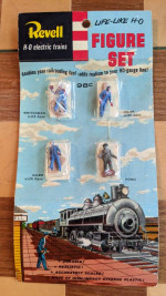 UNOPENED Revell Figure Set and Barnyard Animals