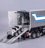 Optimus Prime Auto-Converting Robot Trailer