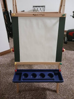 Melissa & Doug Deluxe Easel