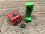 (*-*)   MINECRAFT OVERWORLD CREEPER FIGURE SET Complete ~ LIKE NEW