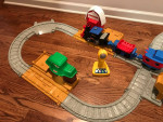 MATTEL FISHER PRICE 1999 TOOTS THE TRAIN SET