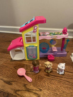 LITTLE PEOPLE BARBIE DREAMHOUSE and PLAY & CARE PET SPA
