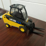 Bruder JCB Telehandler Electric 30-19 E site lift truck yellow black