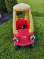 Little Tikes Coupe Car