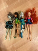 Doll House, Big, with Furnishings; Monster High Dolls, Deliver