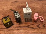 (*-*)   MINECRAFT MINI-FIGURE KEYCHAINS