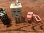 (*-*)   MINECRAFT MINI-FIGURE KEYCHAINS