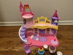 FISHER PRICE LITTLE PEOPLE DISNEY BELLE'S PRINCESS CASTLE