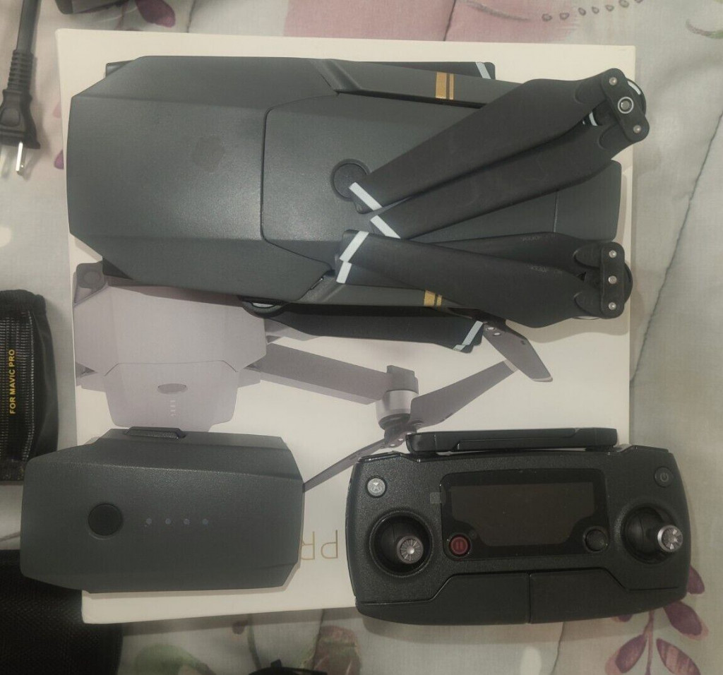 DJI Mavic Pro 4k Camera Drone with Accessories.